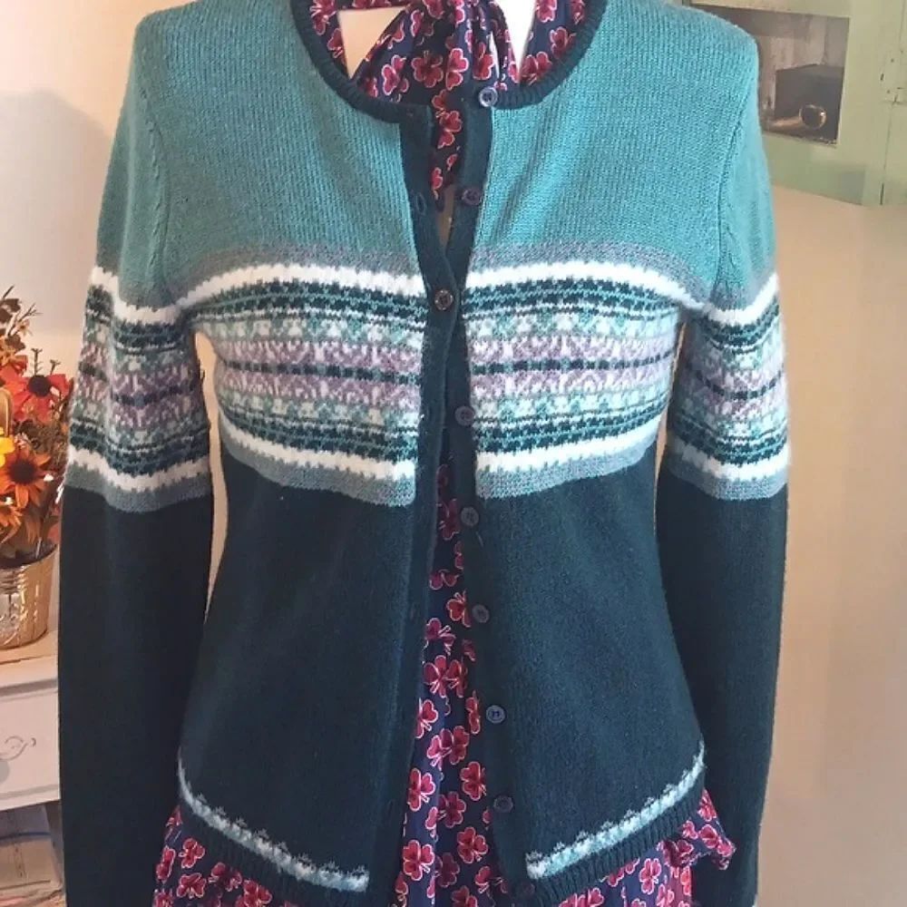 Jones Wear Wool Blend Sweater